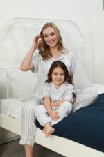طقم بيجاما بأكمام قصيرة للأم وابنتها